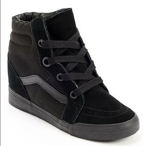 Vans Black Canvas/Suede Wedge Sz 9.5